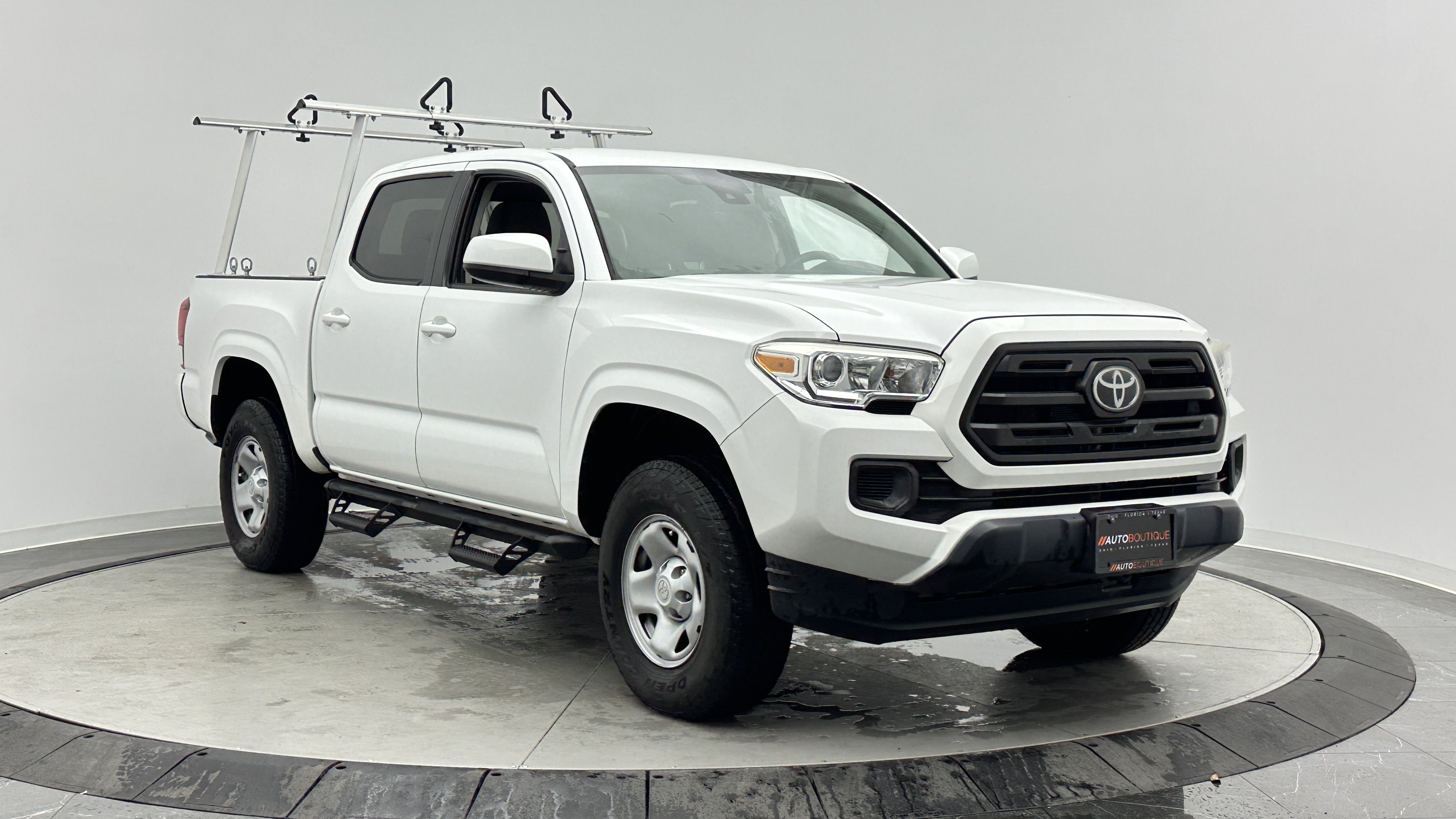 Used 2019 Toyota Tacoma SR w/ SR Convenience Package RWD image 3