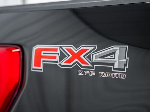 Certified 2023 Ford F150 Lariat w/ Equipment Group 502A High image 19