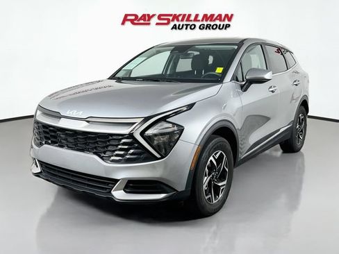 Used 2023 Kia Sportage LX AWD/4WD image 3