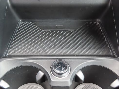 Used 2025 BMW 228i xDrive AWD/4WD image 9