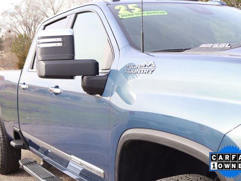 Used 2025 Chevrolet Silverado 2500 High Country w/ Technology Package image 3