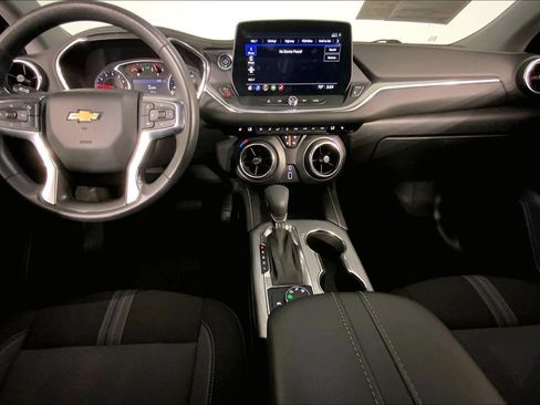 Used 2025 Chevrolet Blazer LT AWD/4WD image 15