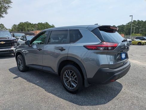 Used 2021 Nissan Rogue S FWD image 7