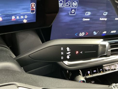 New 2026 Chevrolet Equinox EV LT image 30