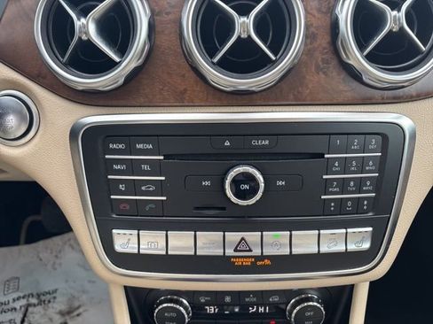 Used 2018 Mercedes-Benz GLA 250 GLA 250 image 29