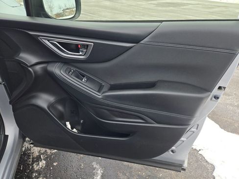 Used 2020 Subaru Forester Premium image 5