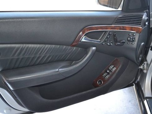 Used 2004 Mercedes-Benz S 500 4MATIC image 14