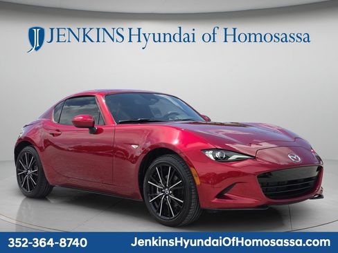 Used 2025 MAZDA MX-5 Miata RF Grand Touring w/ Weather Package RWD image 12