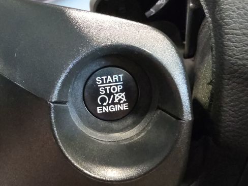 Used 2019 Jeep Compass Limited AWD/4WD image 23