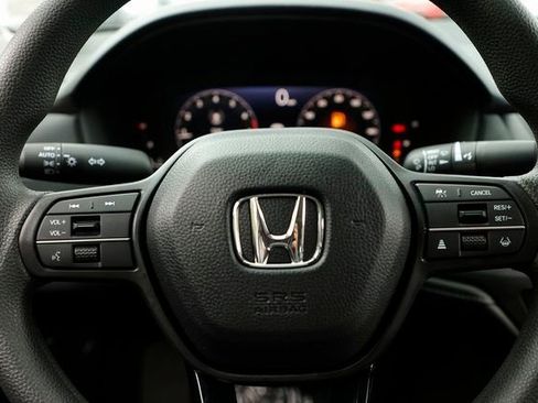 Used 2025 Honda Accord SE image 32