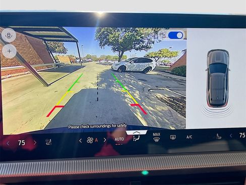 Used 2025 Ford Explorer Active w/ Active Comfort Package image 14