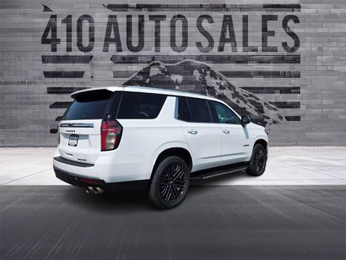 Used 2021 Chevrolet Tahoe Premier AWD/4WD image 3