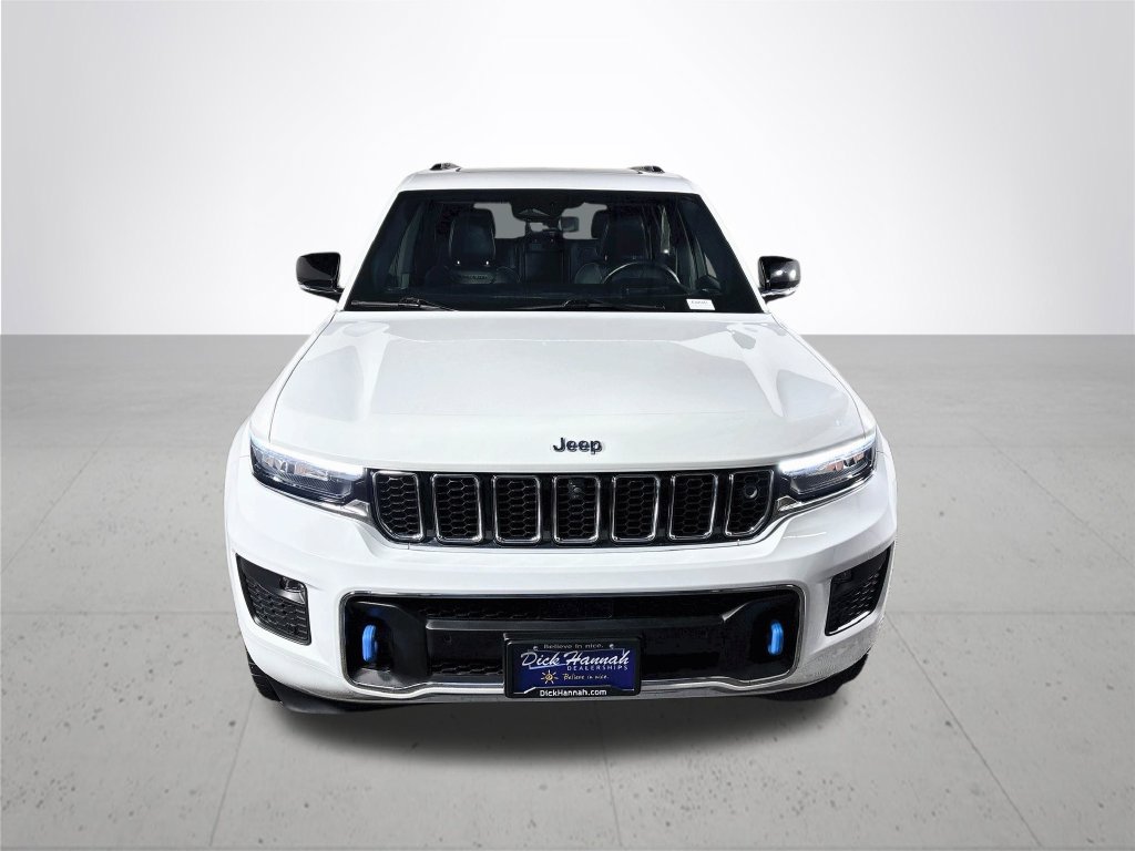 Used 2023 Jeep Grand Cherokee Overland w/ Advanced Protech Group III AWD/4WD image 3