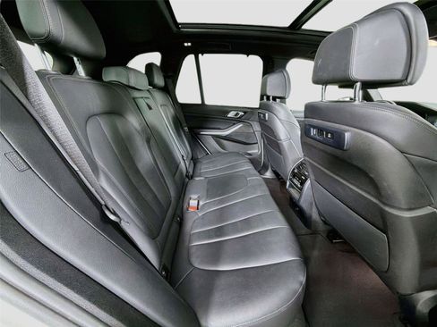 Used 2022 BMW X5 xDrive45e w/ M Sport Package AWD/4WD image 28
