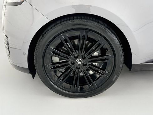 Used 2025 Land Rover Range Rover SE AWD/4WD image 29