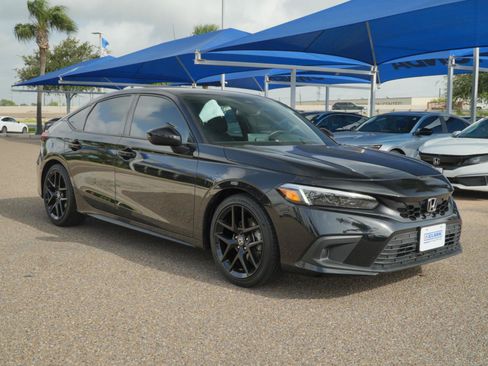Used 2018 Honda Civic EX image 3