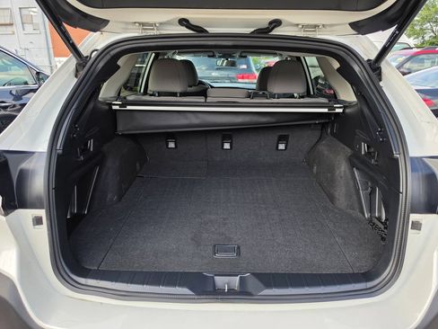 Used 2023 Subaru Outback Premium AWD/4WD image 8