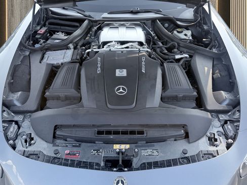 Used 2018 Mercedes-Benz AMG GT C image 15