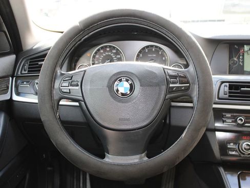 Used 2013 BMW 528i xDrive Sedan AWD/4WD image 4