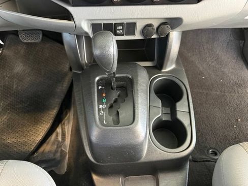 Used 2014 Toyota Tacoma 2WD Regular Cab image 16