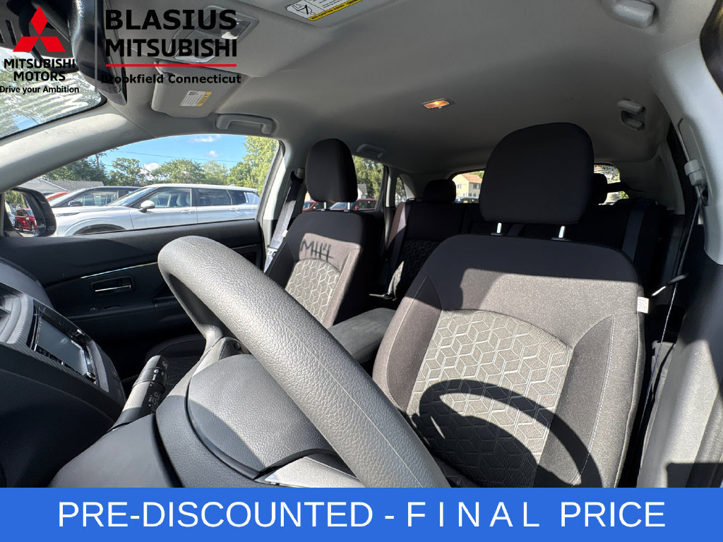 Used 2025 Mitsubishi Outlander Sport ES AWD/4WD image 19