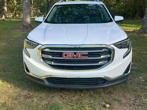 Used 2019 GMC Terrain SLT image 2