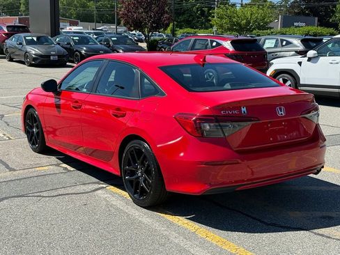 Used 2023 Honda Civic Sport image 3