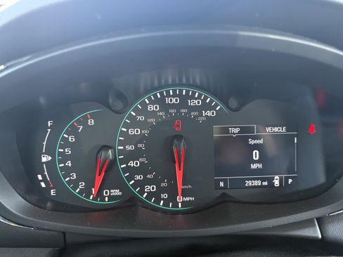 Used 2022 Chevrolet Trax LT w/ LT Convenience Package image 9