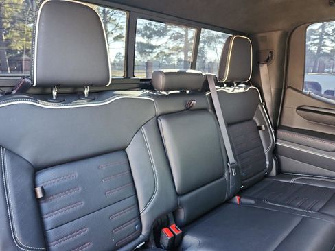 Certified 2022 GMC Sierra 1500 AT4X image 11