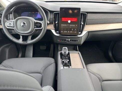 New 2026 Volvo XC90 B6 Plus w/ Protection Package Premier AWD/4WD image 12