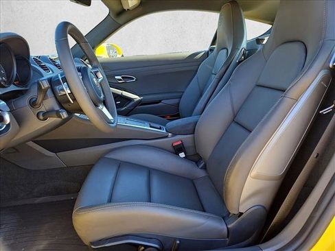 Used 2024 Porsche 718 Cayman image 16