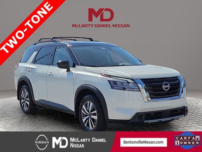Used 2024 Nissan Pathfinder SL