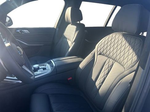 New 2026 BMW X7 M60i AWD/4WD image 13