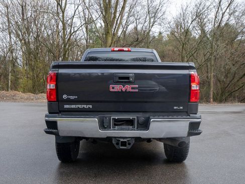 Used 2015 GMC Sierra 2500 SLE w/ SLE Preferred Package AWD/4WD image 4