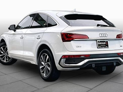 Used 2022 Audi Q5 2.0T Premium w/ Convenience Package AWD/4WD image 12