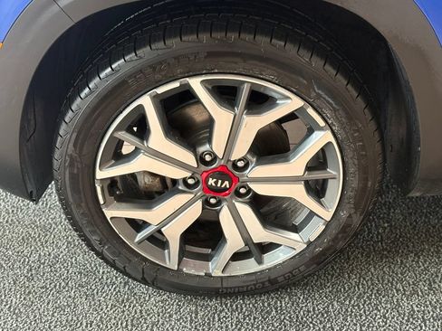 Used 2021 Kia Seltos SX w/ SX Sunroof Package AWD/4WD image 37