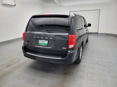 Used 2016 Dodge Grand Caravan SE w/ Quick Order Package 29E SE image 7