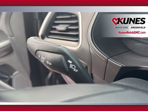 Used 2024 Ford Edge SEL image 26