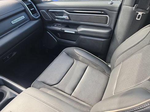 Used 2022 RAM 1500 Laramie AWD/4WD image 15
