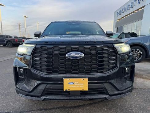 Certified 2025 Ford Explorer ST-Line w/ Premium Package image 35