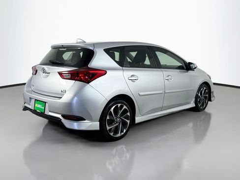 Used 2018 Toyota Corolla iM w/ All-Weather Mat Package FWD image 10
