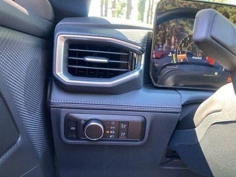 Used 2025 Ford Mustang GT Premium image 26