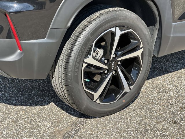 Certified 2022 Chevrolet TrailBlazer RS w/ Technology Package AWD/4WD image 32