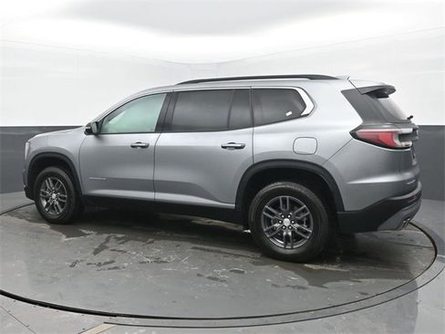 Certified 2025 GMC Acadia Elevation image 3