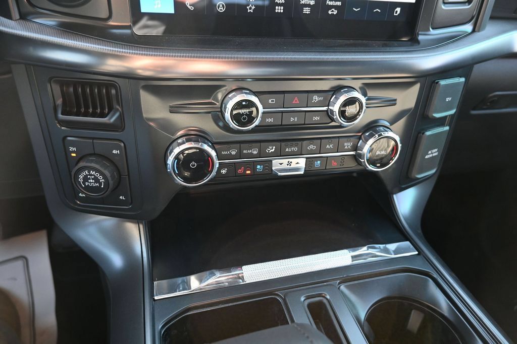 New 2025 Ford F150 Lariat w/ Equipment Group 501A Mid AWD/4WD image 23
