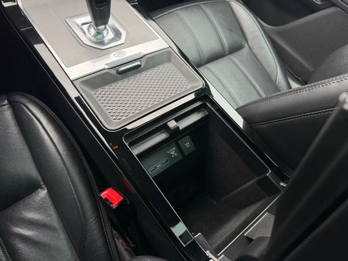 Used 2020 Land Rover Range Rover Evoque S image 41