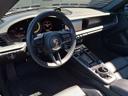 Certified 2024 Porsche 911 Carrera RWD image 4