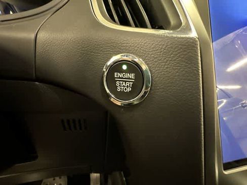 Used 2024 Ford Edge Titanium w/ Equipment Group 301A AWD/4WD image 11
