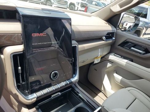 New 2026 GMC Yukon XL Denali AWD/4WD image 26