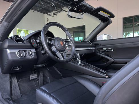 Used 2017 Porsche 718 Boxster image 30